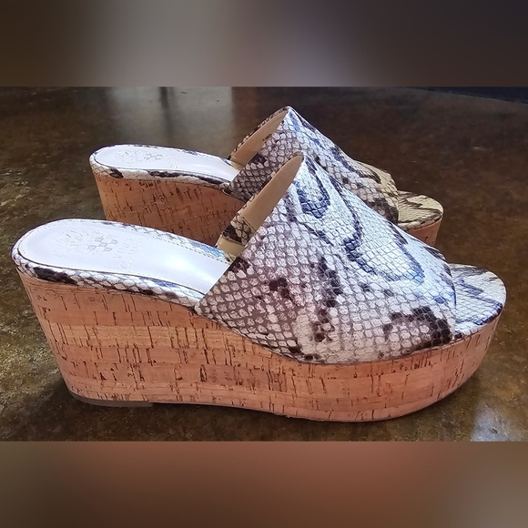 Vince Camuto Gadgen Platform Wedge Sandal 9.5 - Picture 1 of 8